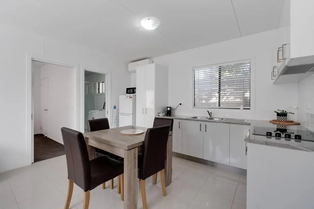 Lush Gold Coast - Cosy 2B Home 0*,