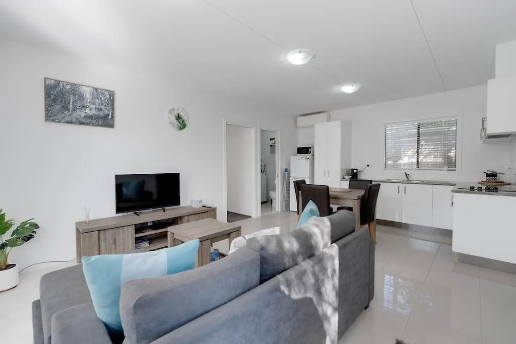 Apartment Lush Gold Coast - Cosy 2B Home Australia